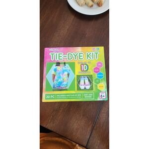 Be You TieDye Kit Neon Dyes Up To 10 Projects
